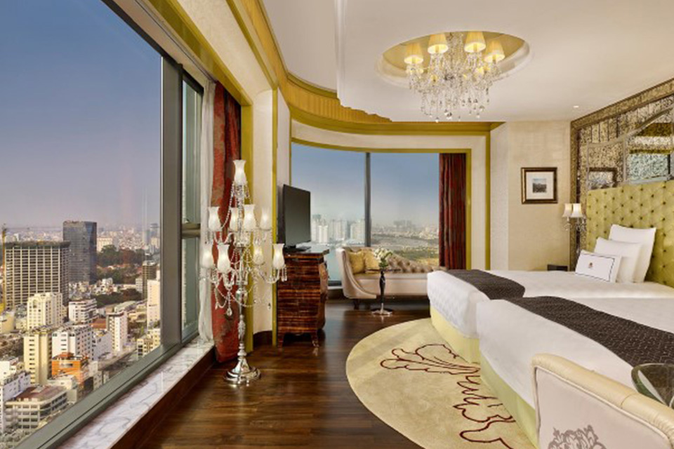 Ý tưởng thiết kế phòng khách sạn đẹp có view trên cao tuyệt đẹp
